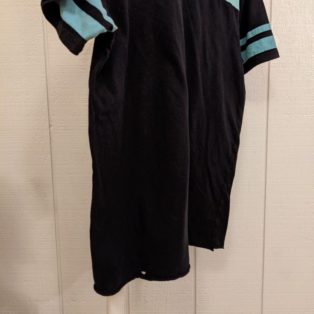 Hurley DC Shoes 2/lot Graphic Tee Size M 494 - Picture 15 of 15